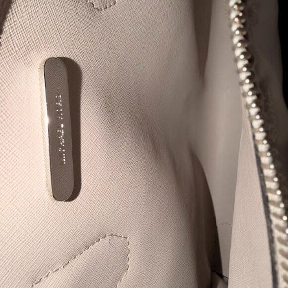 Stunning~ Michael Kors~ Black & White Leopard Print Mercer Handbag/Tote (BIN1) - Picture 5 of 10